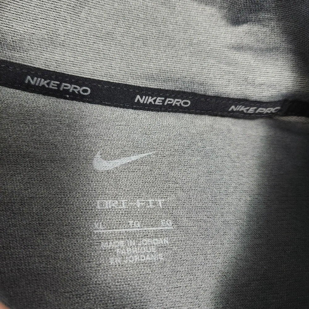 Nike Pro Sweat Shirt Men XL Hyper Dry 1/4 Zip Lightweight‎ Performance Running